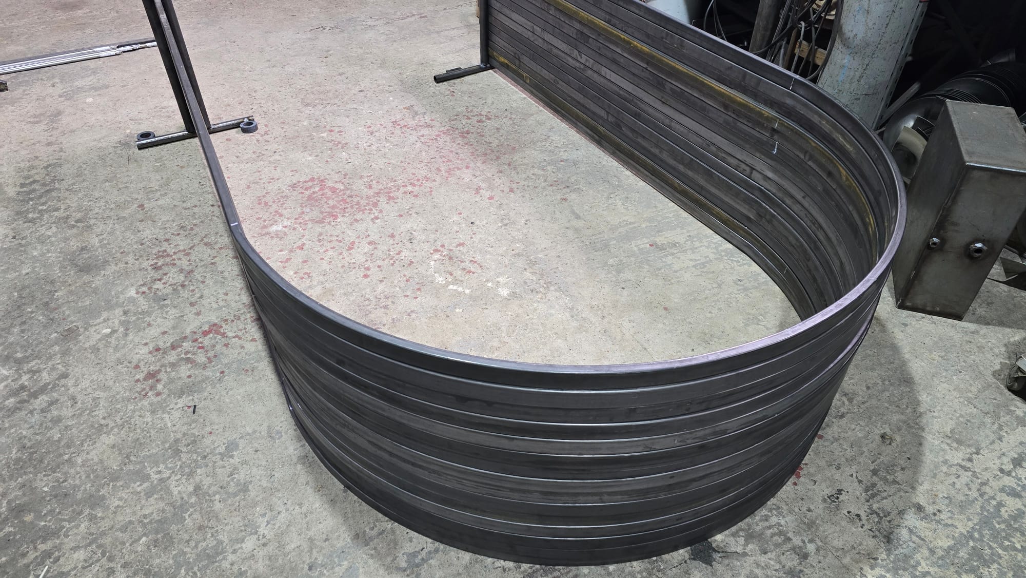 Гибка круглой и профильной трубы на современном оборудовании — фото 2