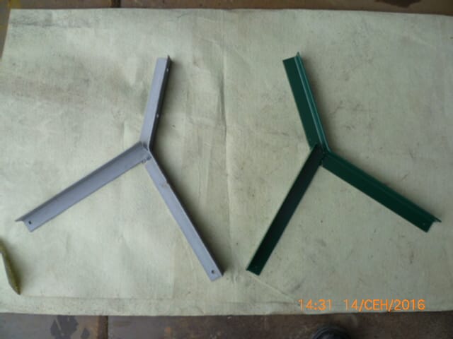 Кронштейн для колючей проволоки Усиленный