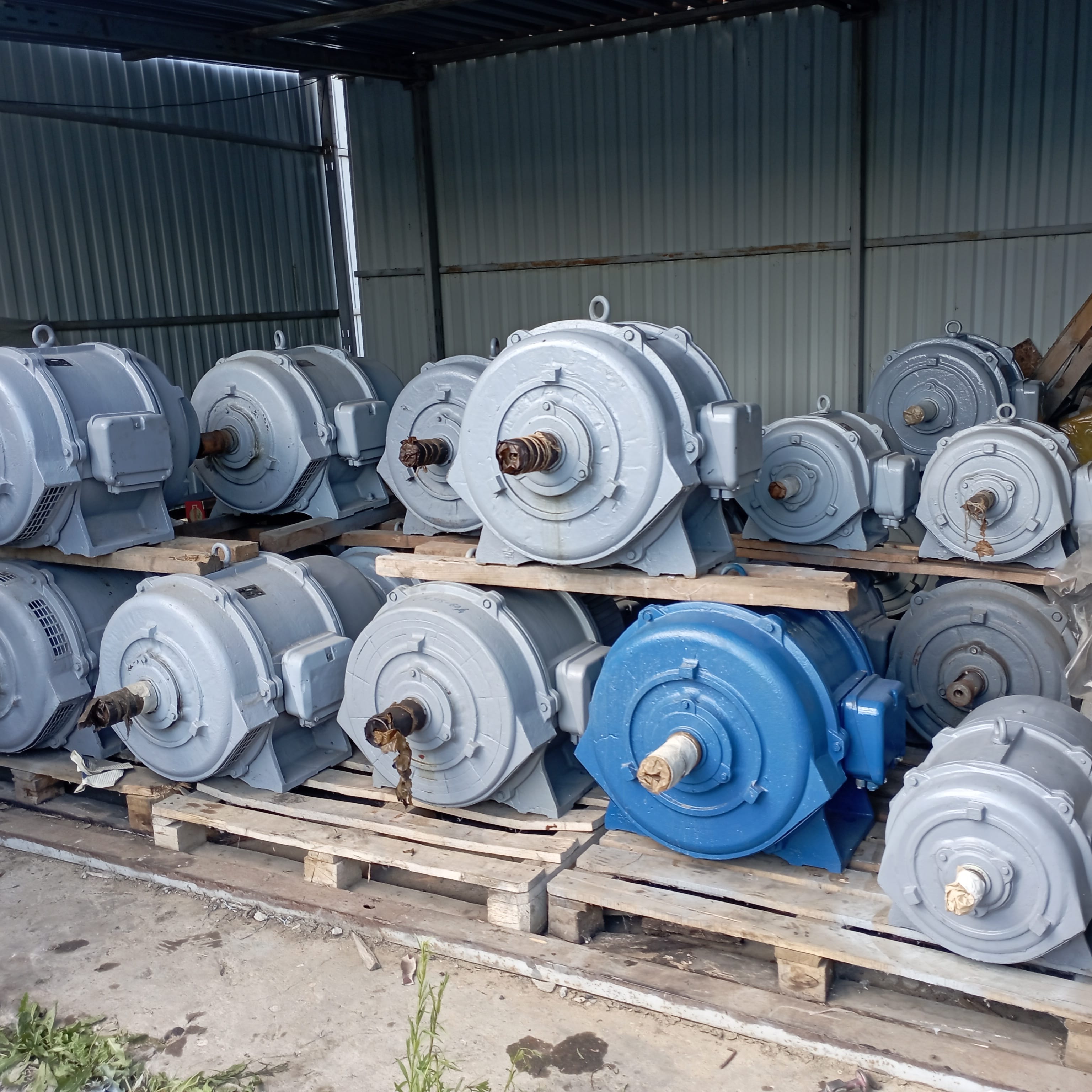 Генераторы от 4-х до 150 кВт серии ЕСС5, СМЧ, ОС для подвижного состава, мотовозов, дрезин, кранов жд , пневмоколесных и гусеничных