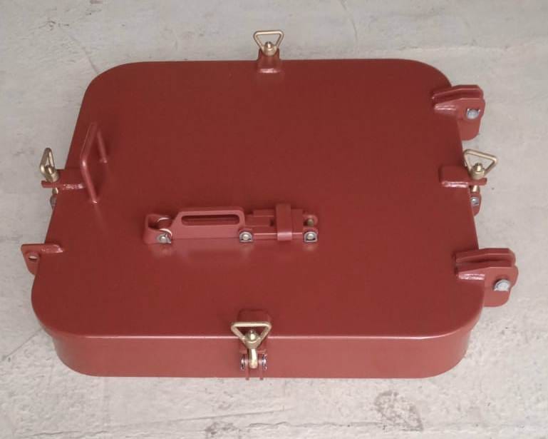 Крышка судовая 600*600 на барашках — фото 4