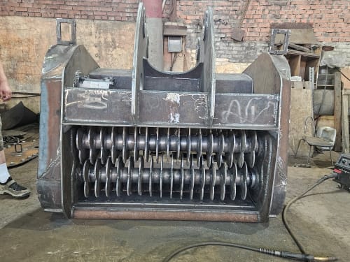 Ковш просеивающий на JCB-200