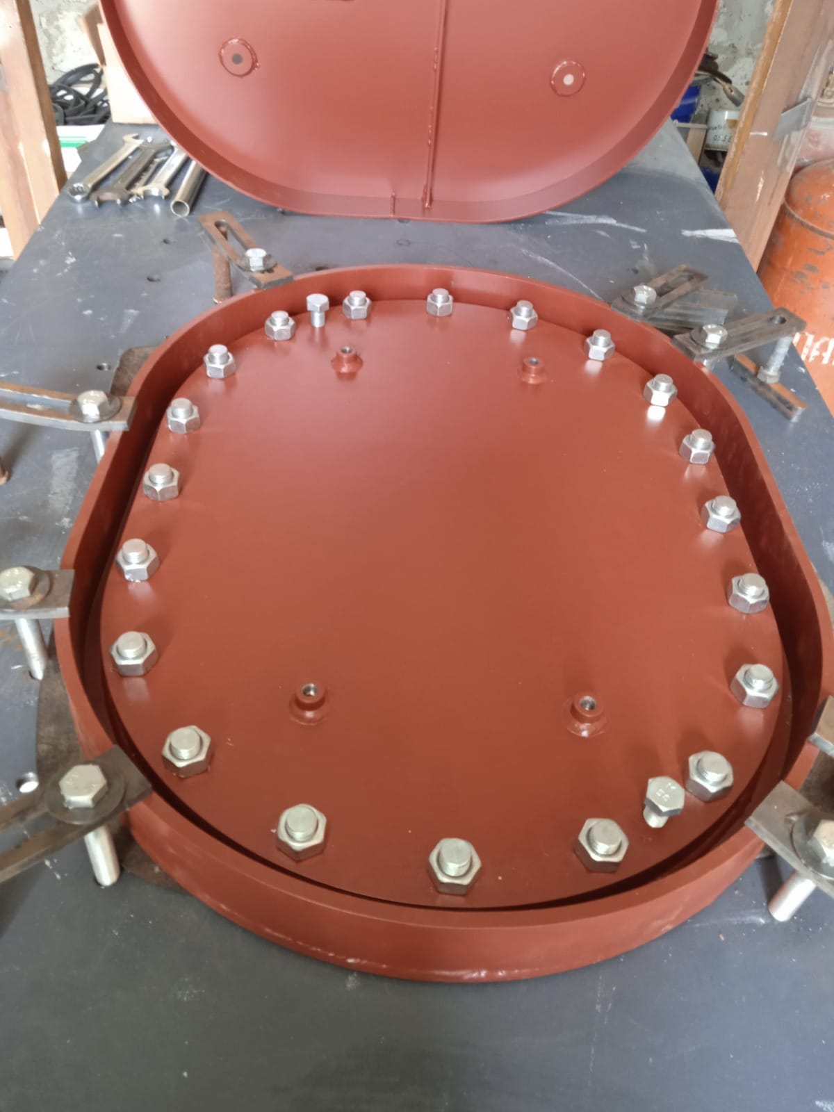 Горловины судовые Тип D (крышка горловины типа В,   потайной комингс,   верхняя крышка,   шпильки) — фото 4