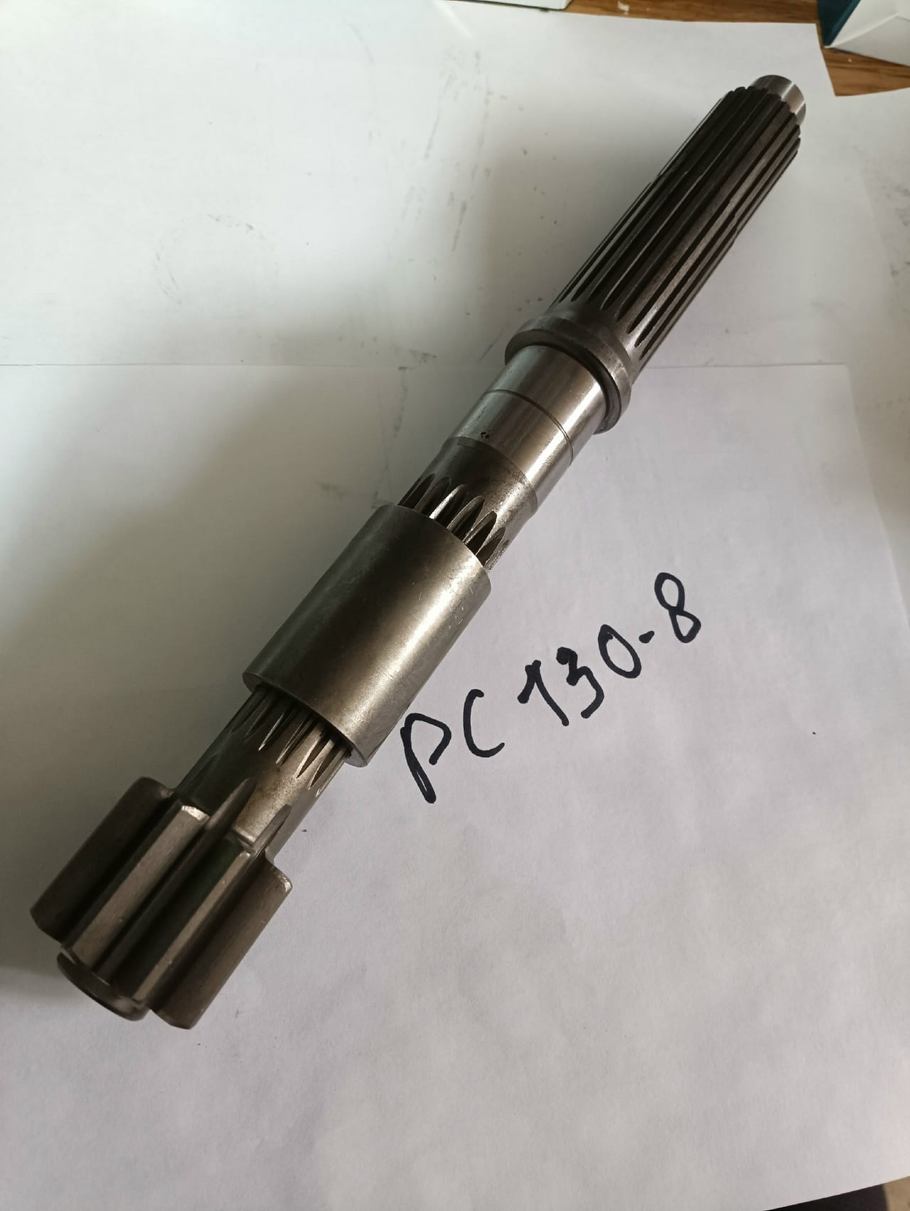 вал редуктора хода гидромотора Komatsu РС130-8