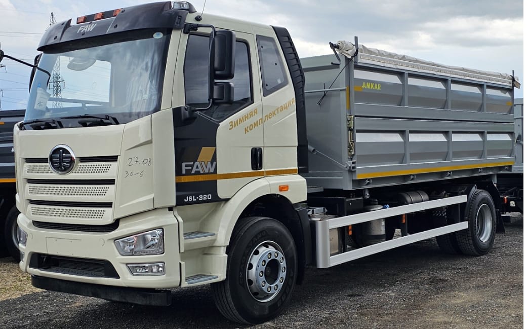 Новый зерновоз на шасси FAW 4x2 320л.с. объем 17 м.куб. до 9 тонн по цене завода!