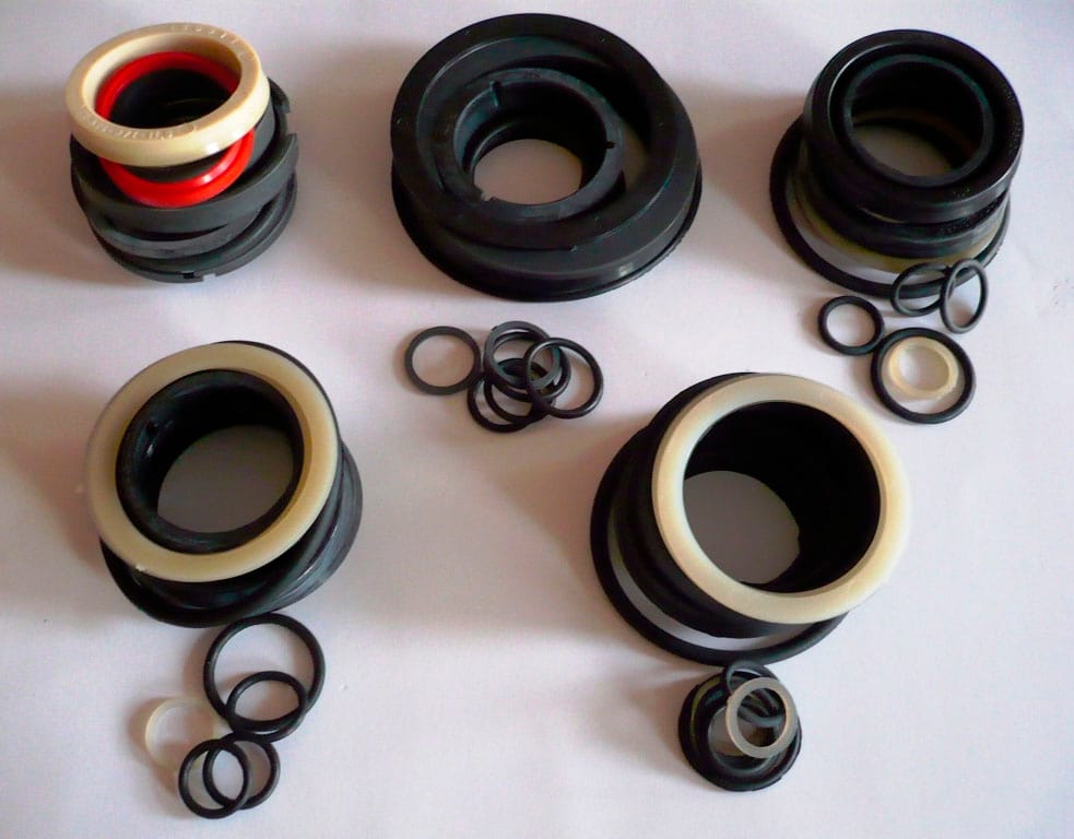 Ремкомплекты для гидроцилиндров экскаваторов ЭО-2621, ЭО-2626 МТЗ, ЮМЗ — фото 9