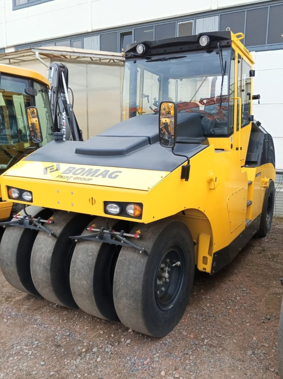 Каток пневмошинный BOMAG BW24RH — фото 2