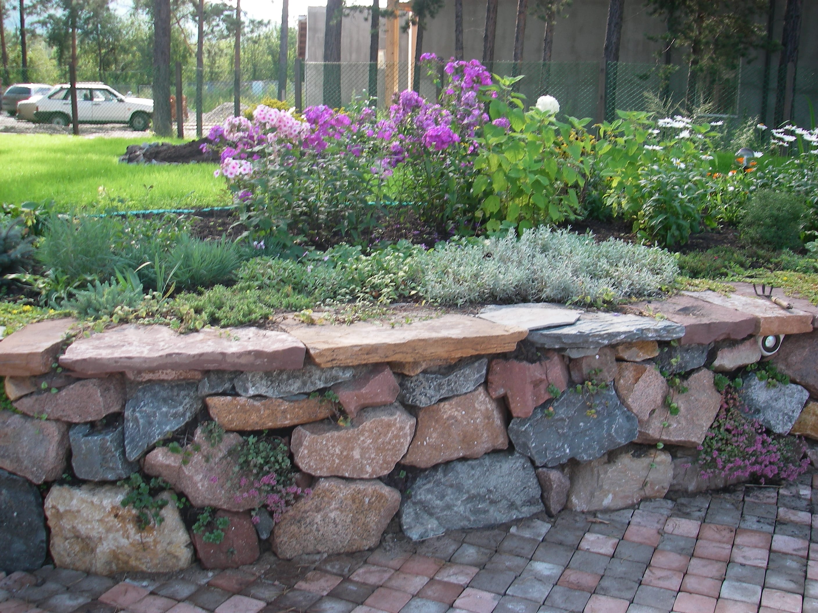 Природный камень для обустройства территорий