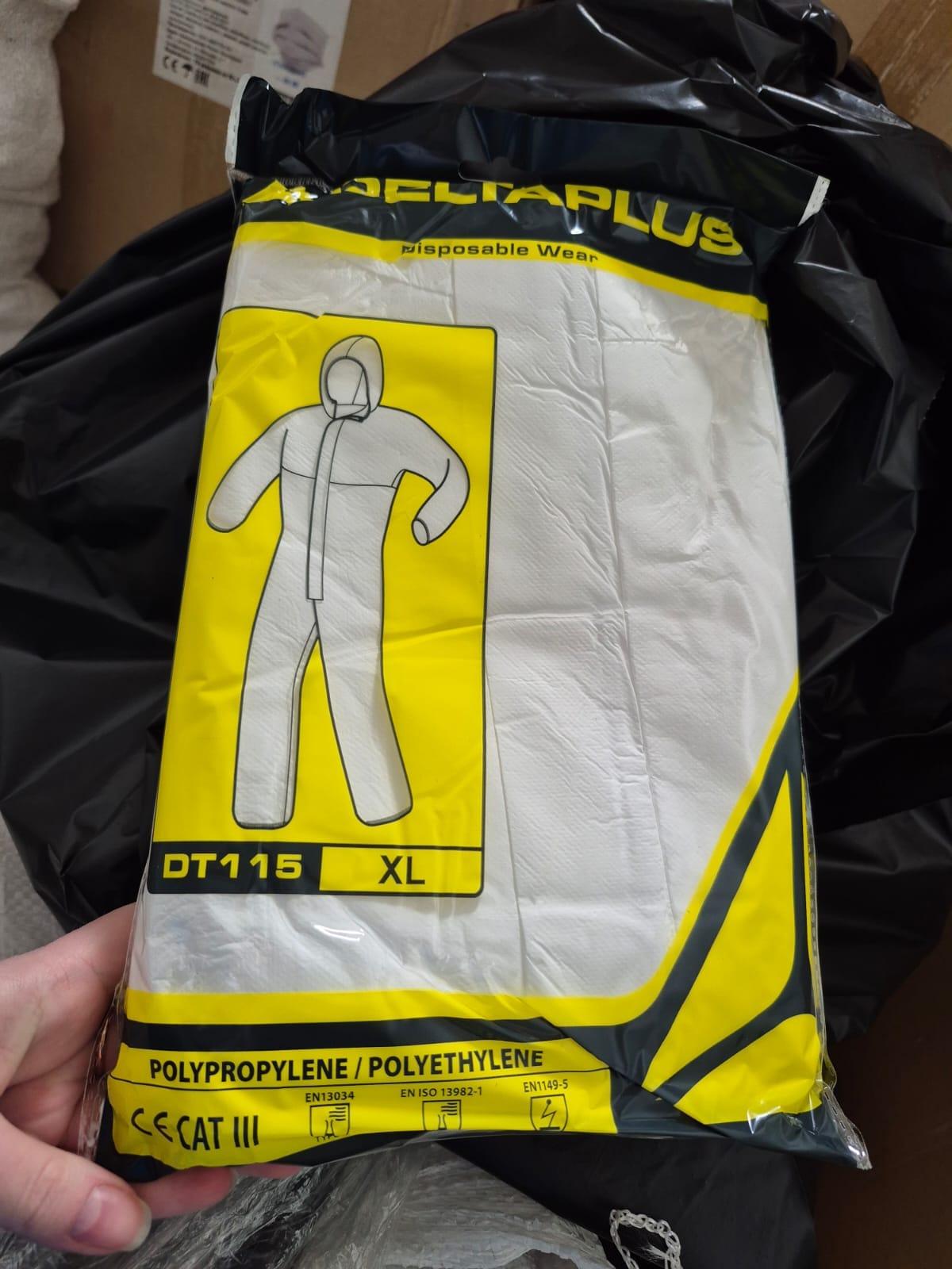 Продам Комбинезон из полипропилена и полиэтилена DELTAPLUS