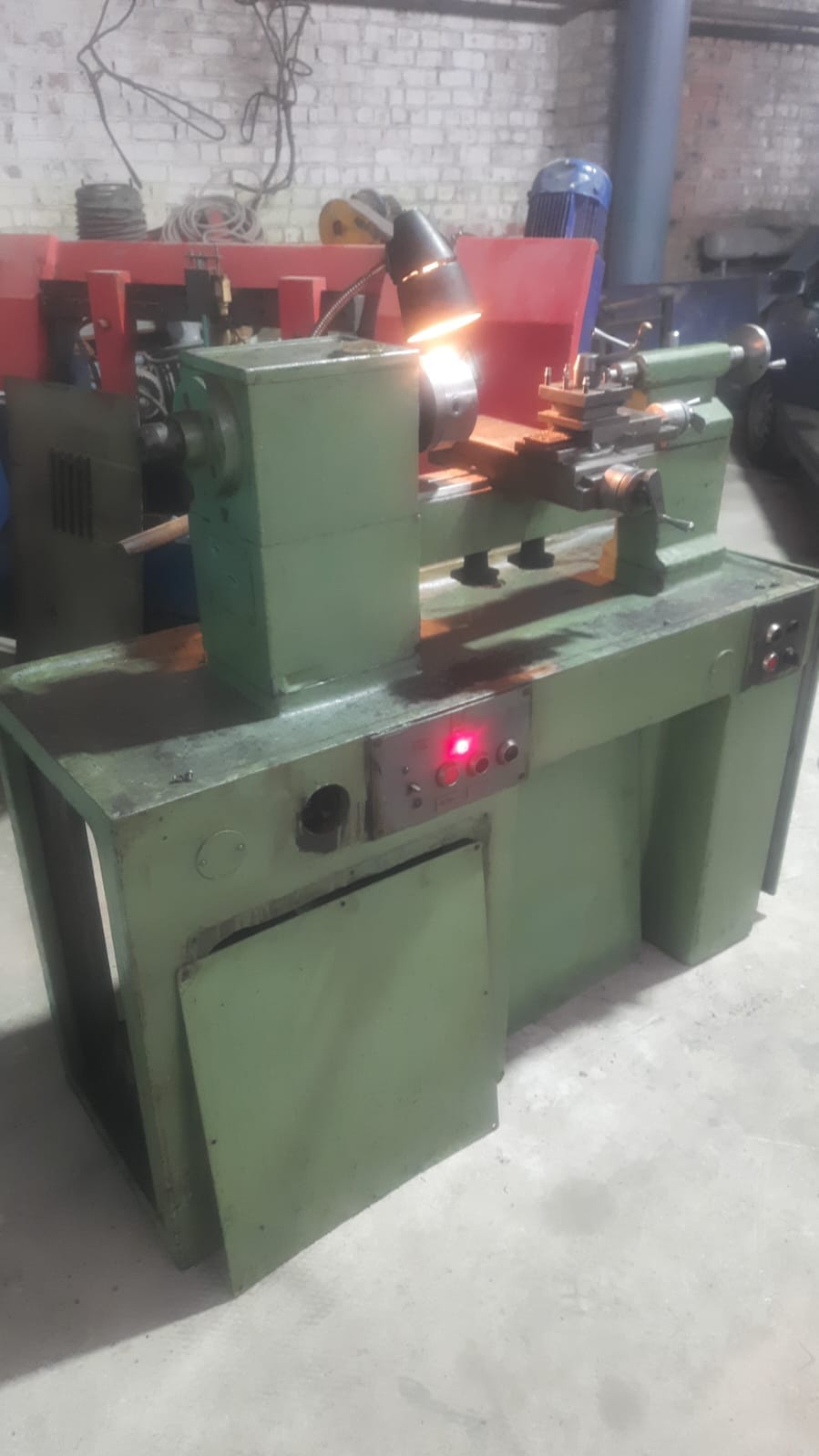 16Т04А, станок токарный высокой точности — фото 2