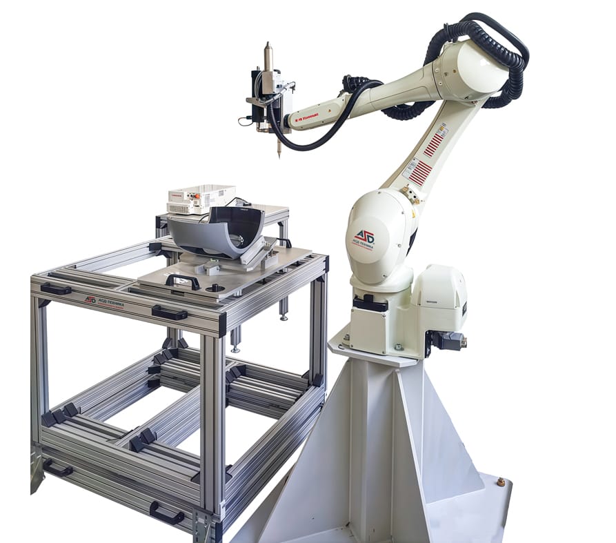 Координатные манипуляторы серии РОБОТ для 3D нанесения пенополиуретанового и пеносиликонового уплотнителя