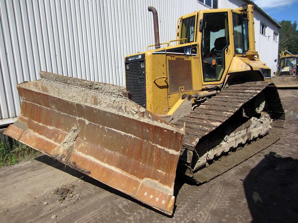 Бульдозер CAT D5N LGP болотник, отличное состояние — фото 5