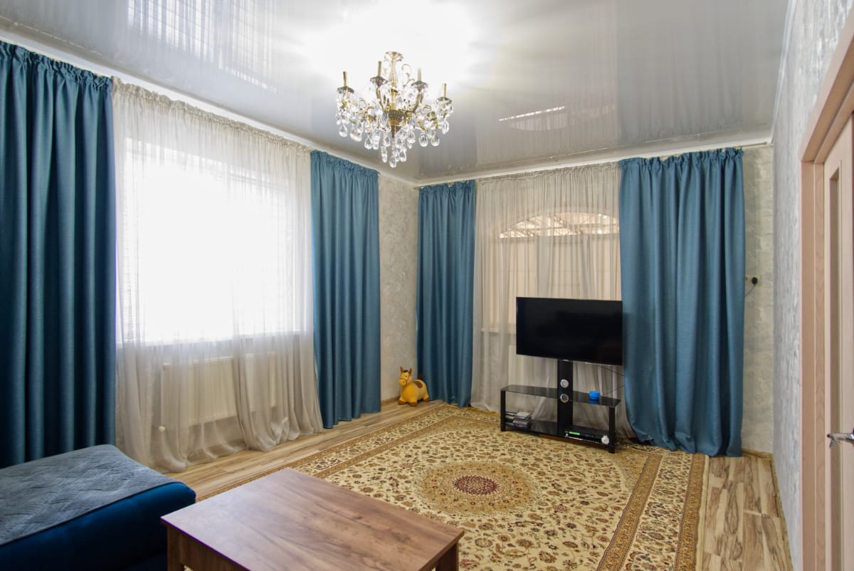 Просторный дом с четырьмя комнатами в развитом районе Краснодара — фото 4