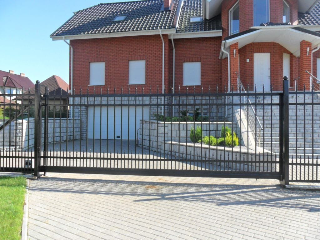 Мы производим и устанавливаем кованные и сварочные изделия. — фото 2