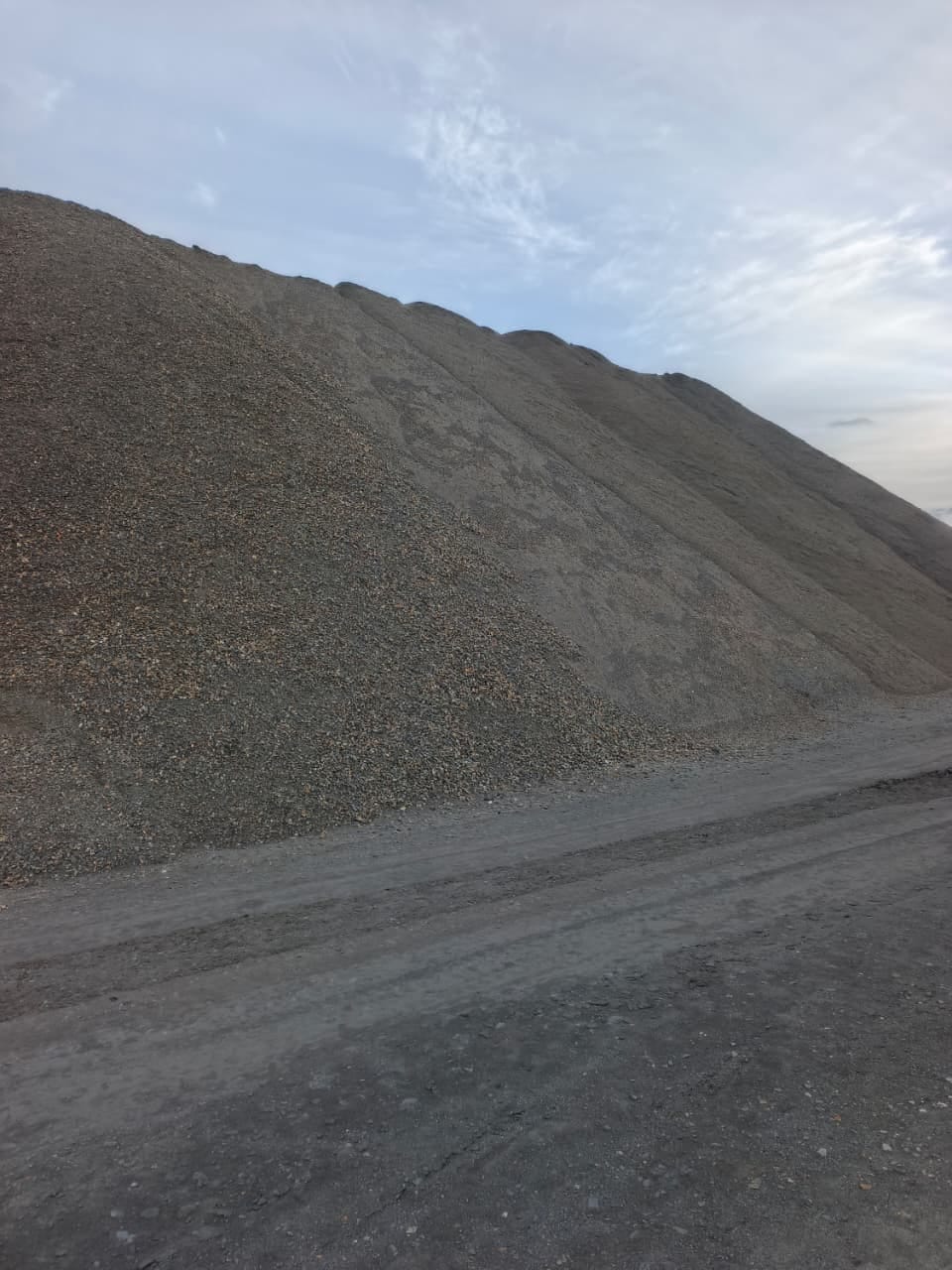Черный щебень (щебень порода), терриконовый щебень — фото 6