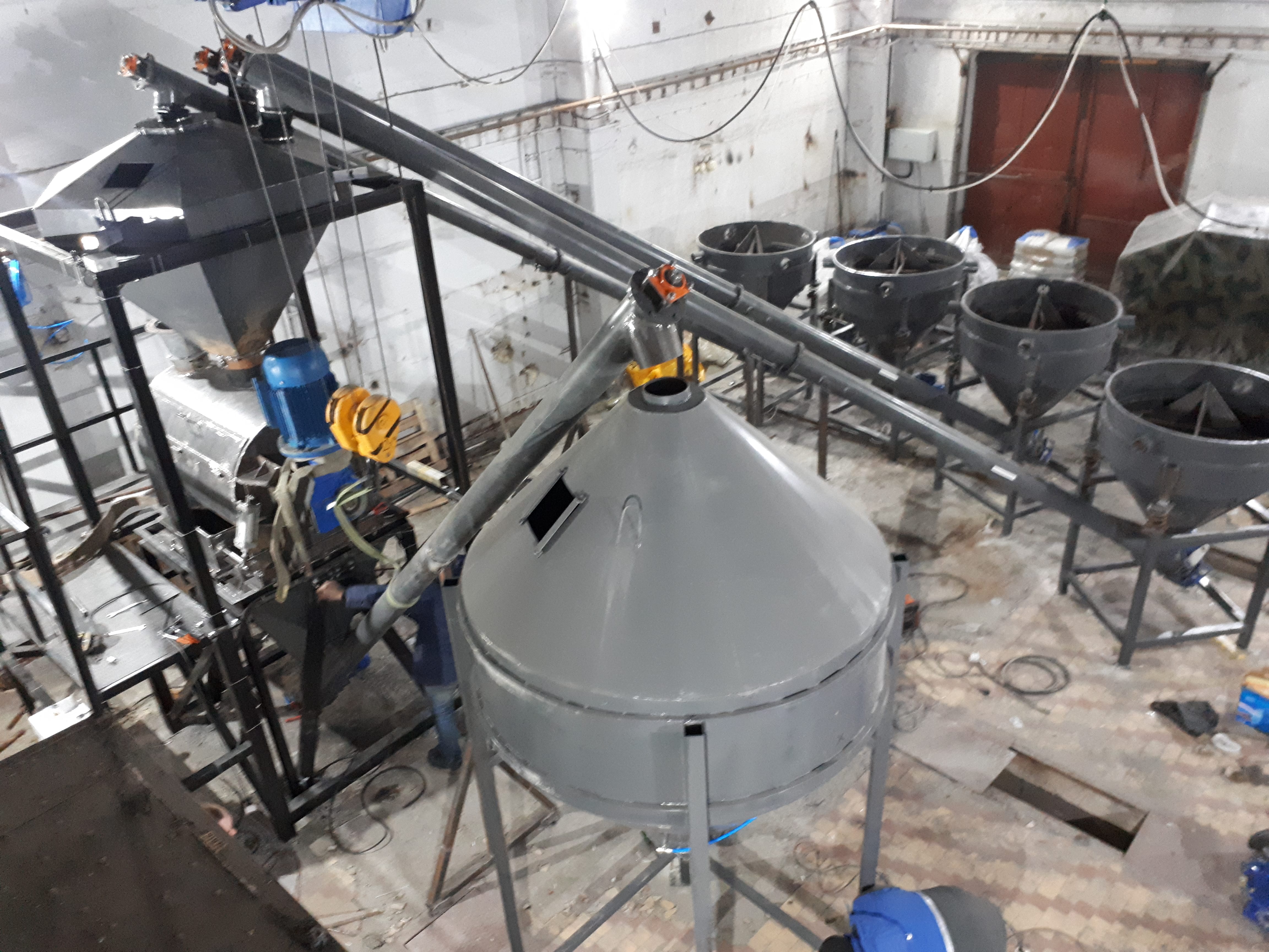 Мини завод для производства штукатурки, шпатлевки, пескобетона и других сухих строительных смесей. — фото 3