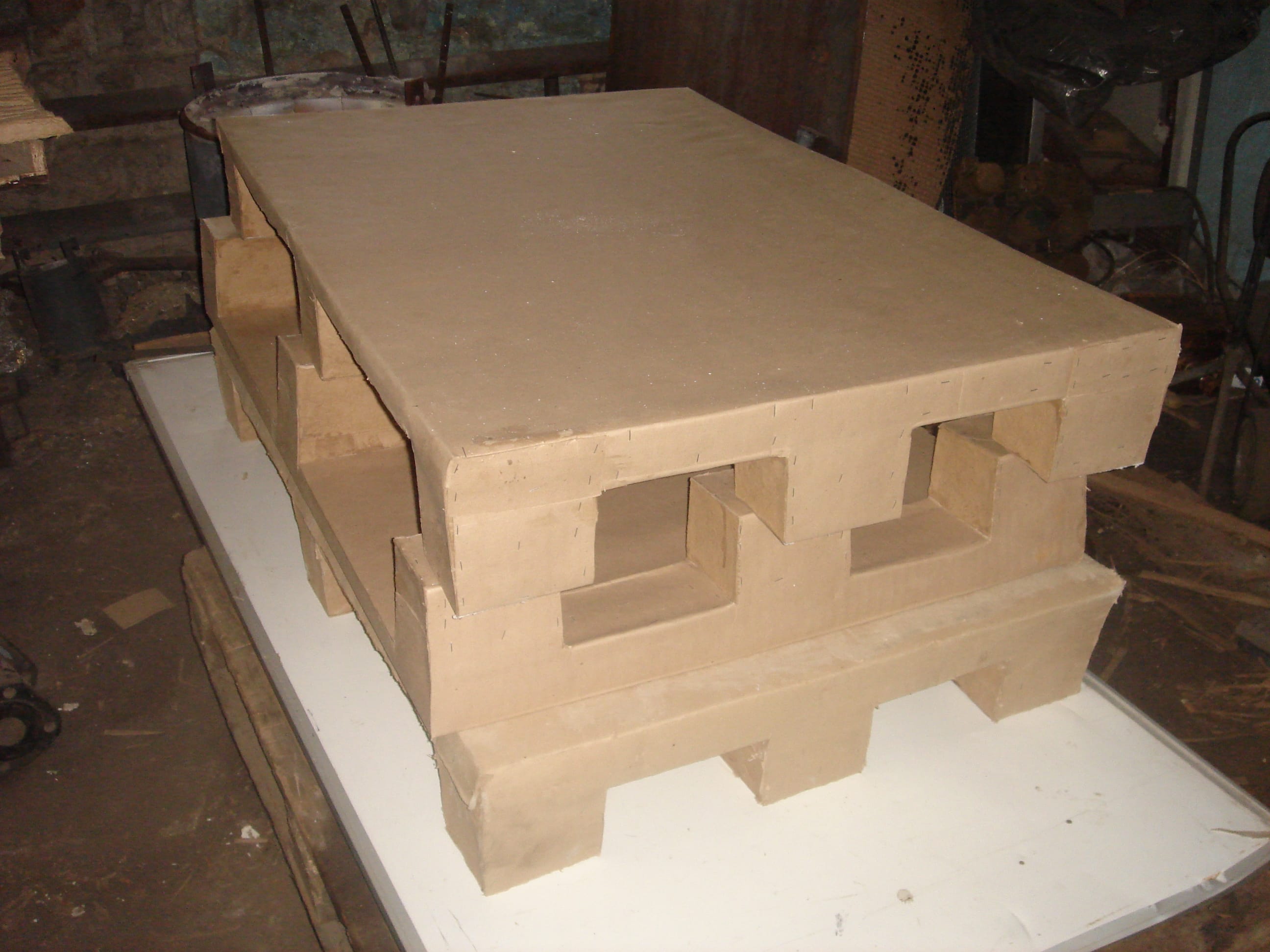 Технология производства грузовых евро поддонов из формованной макулатуры. — фото 3