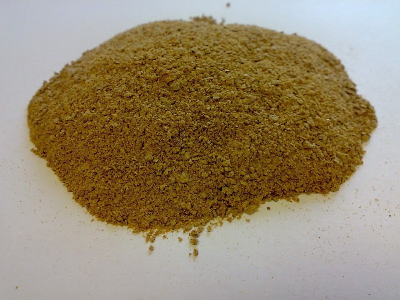 Органическая витаминная добавка для КРС, баранов, рыб (форель, осетр) (Россия)