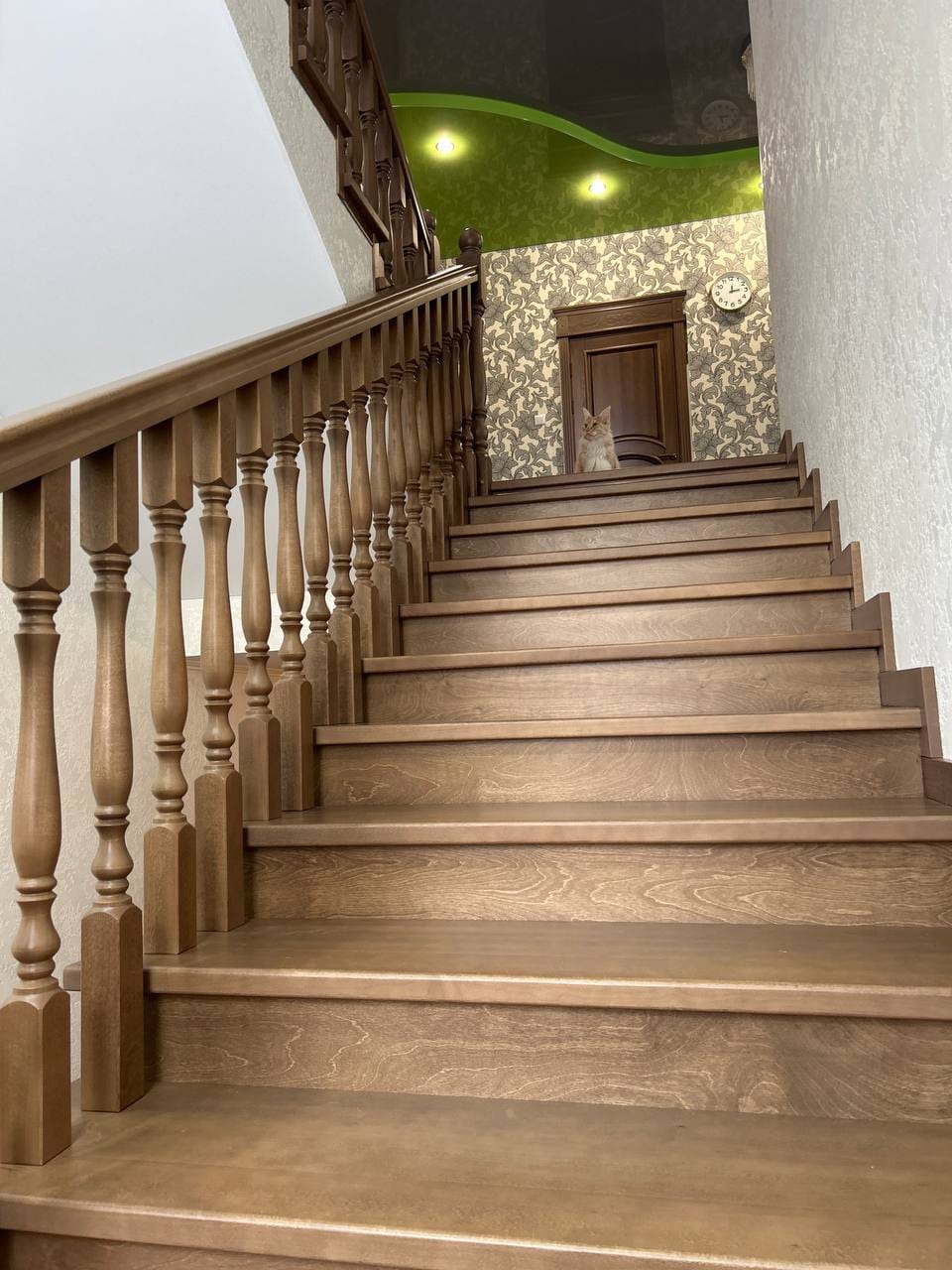 Лестницы из лиственницы