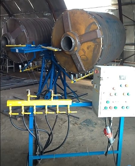 Станок для изготовления пластиковых емкостей 1.5 - 2 куб.м.