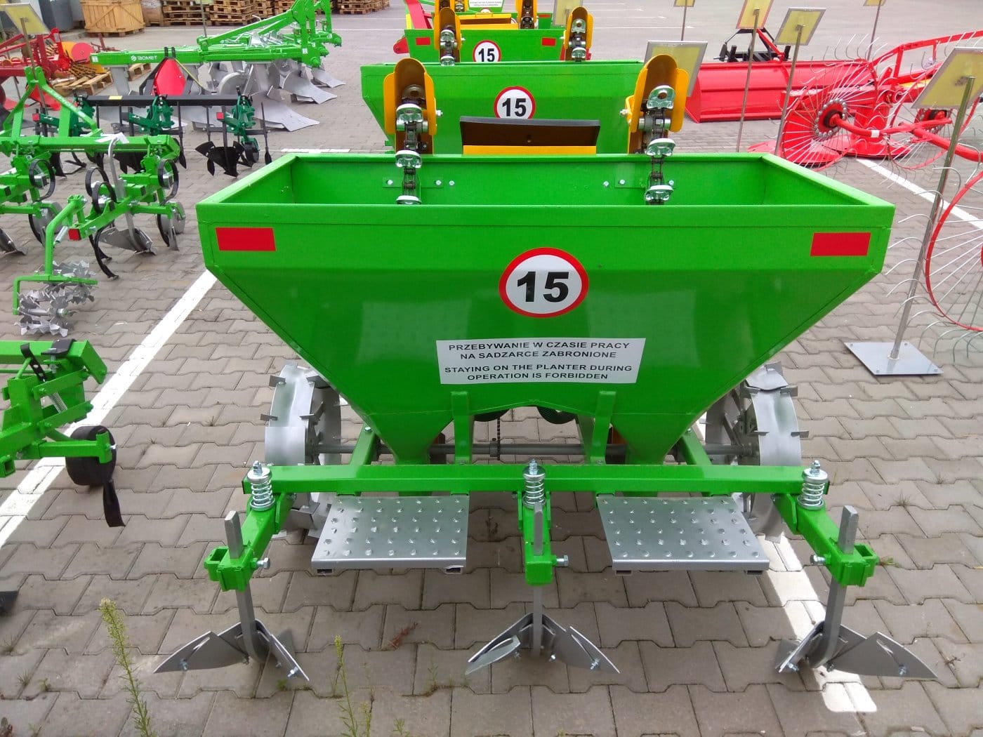 Картофелесажалка двухрядная СКН-300/2 с увеличенным бункером 70-75 см