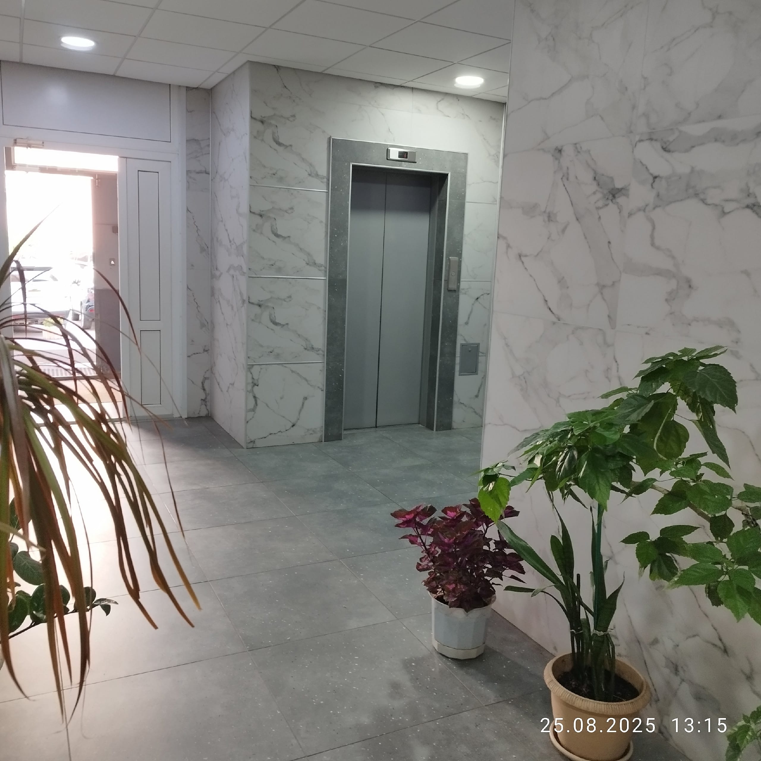 Сдам на часы,              ночь,              сутки Солнечная 6 — фото 16