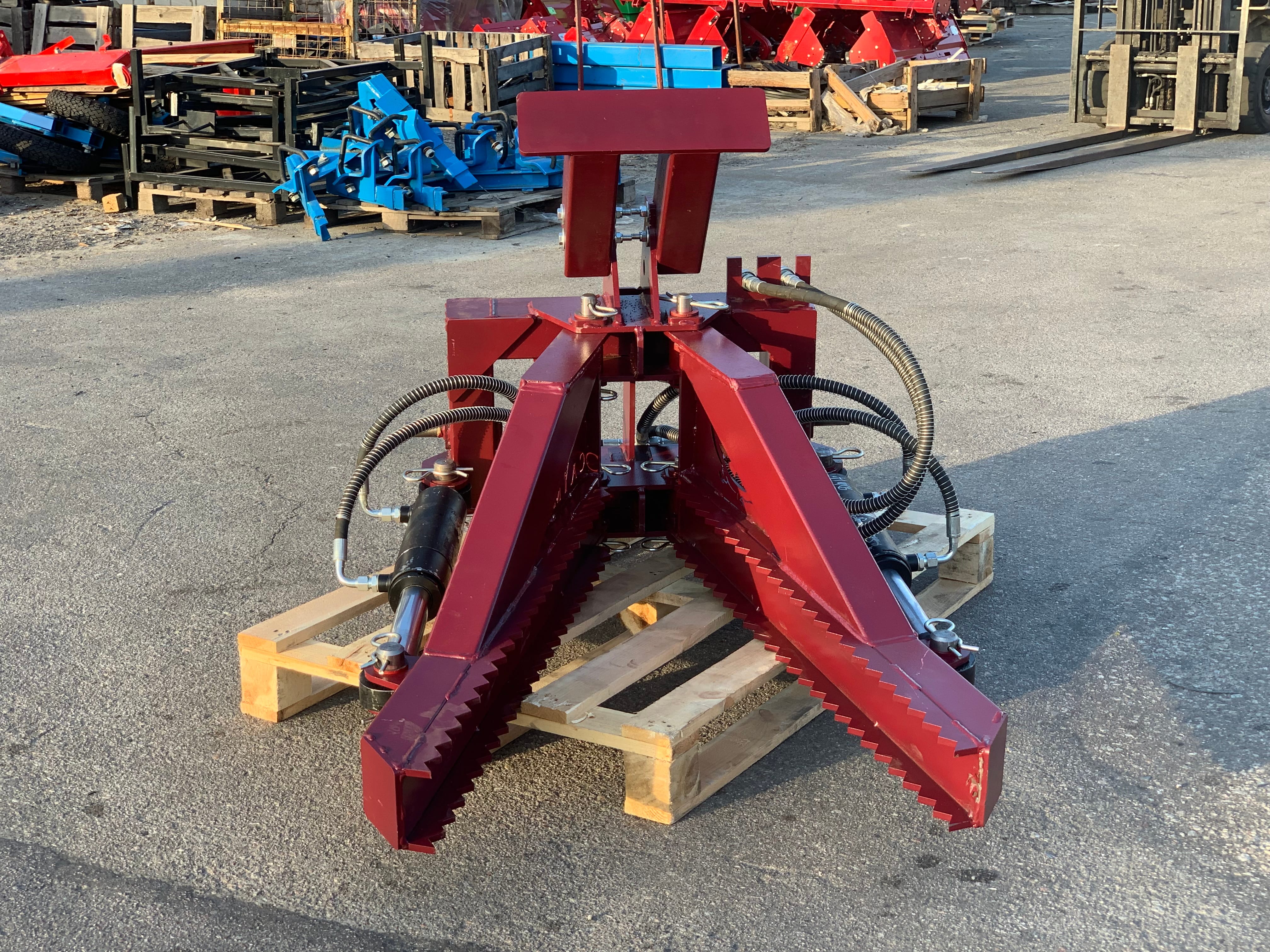 Корчеватель кустарника и пней CAYMAN на мтз