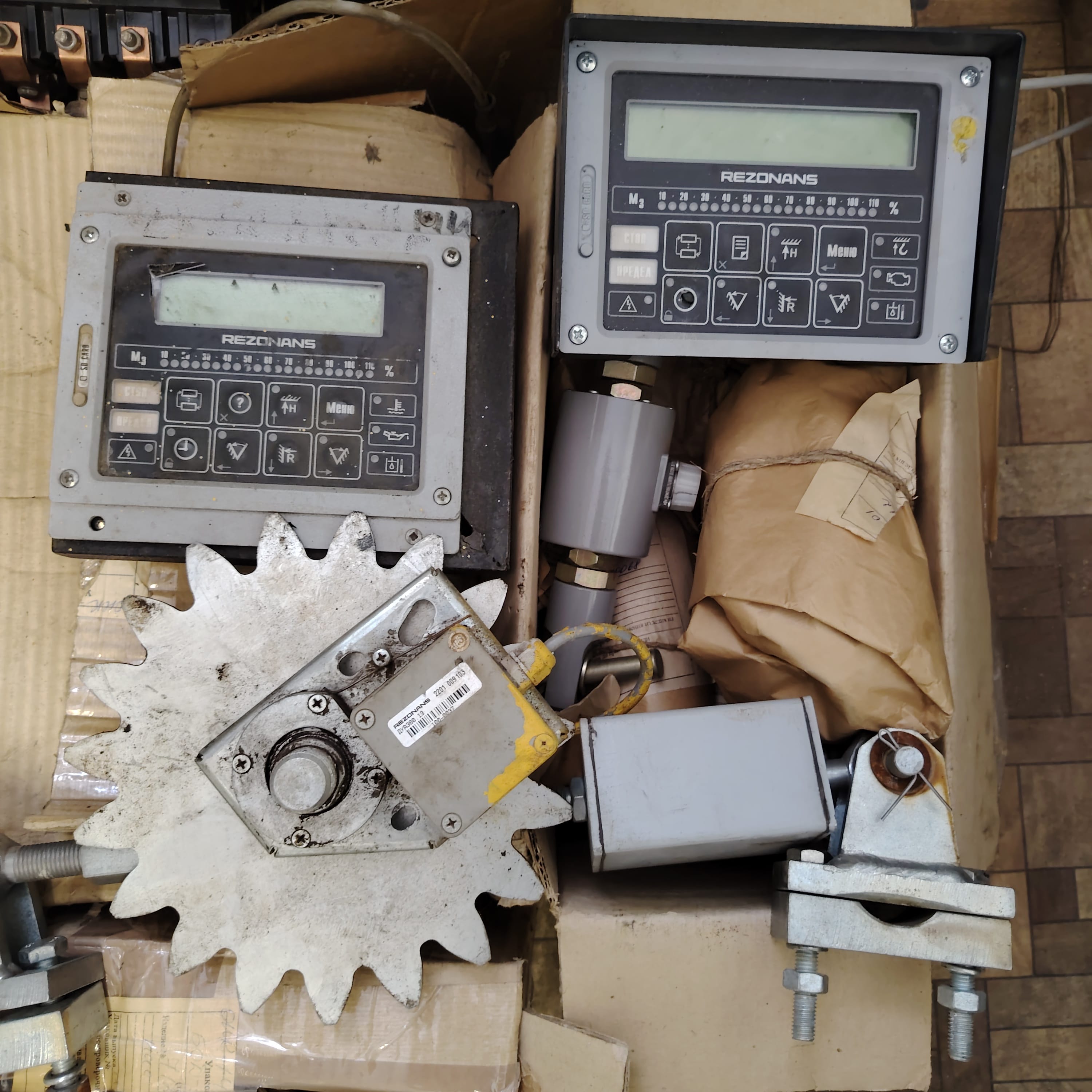 Реализуем запасные части на гусеничные краны МКГ, РДК,ДЭК — фото 2