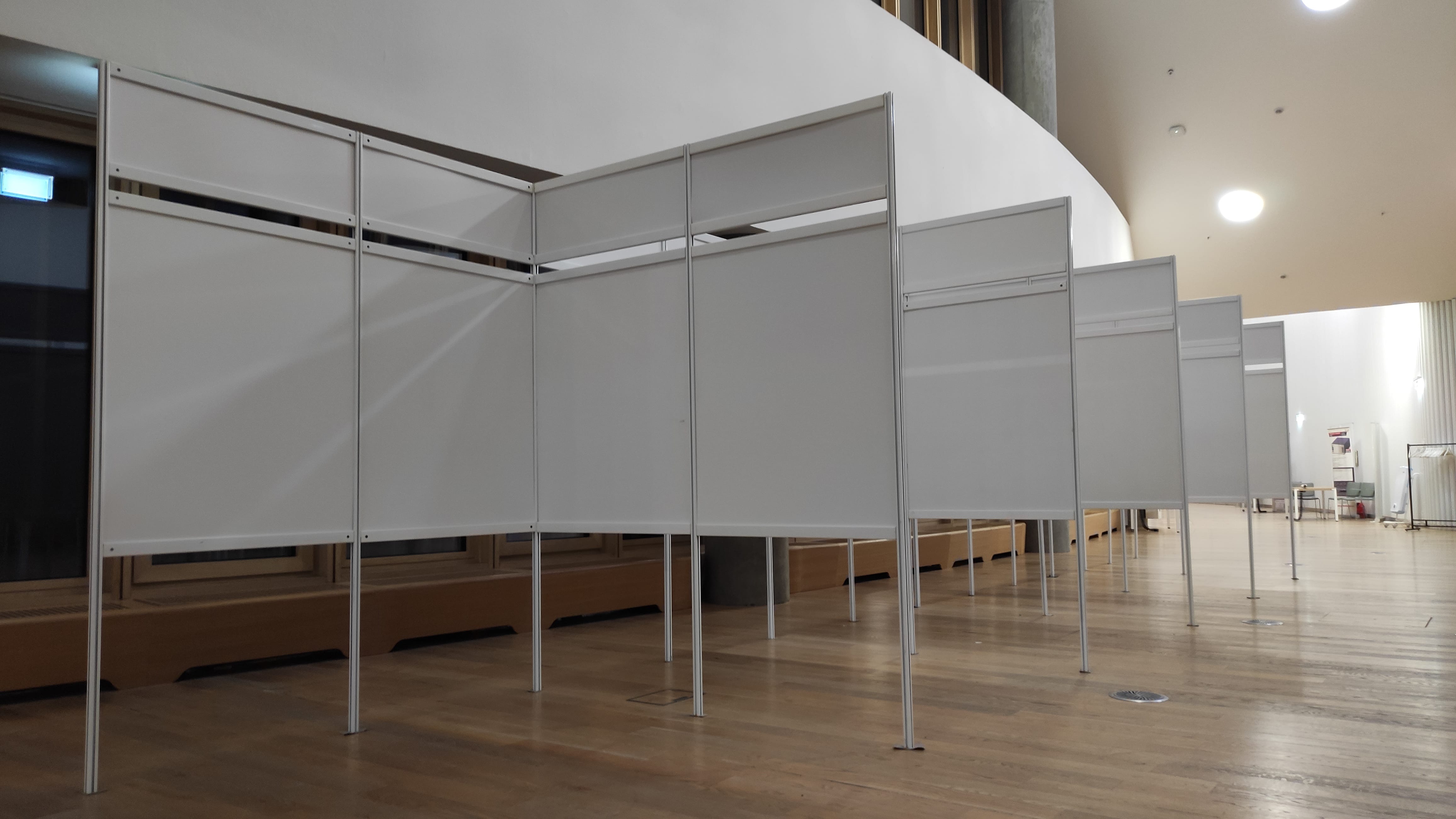 Аренда ширм и мобильных перегородок.  Изготовление. — фото 8