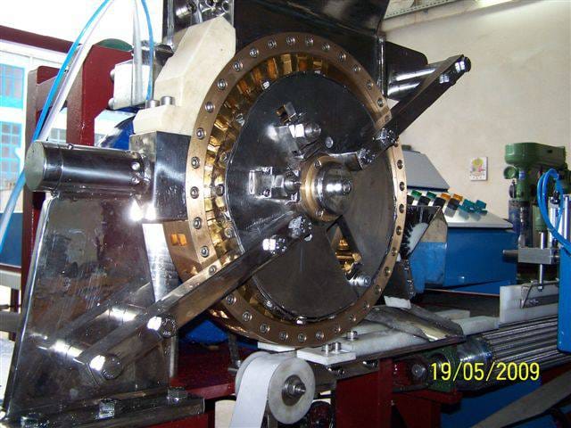 Линия прессования сахара в кубики и их упаковки.  Marku (Турция). Б/у.