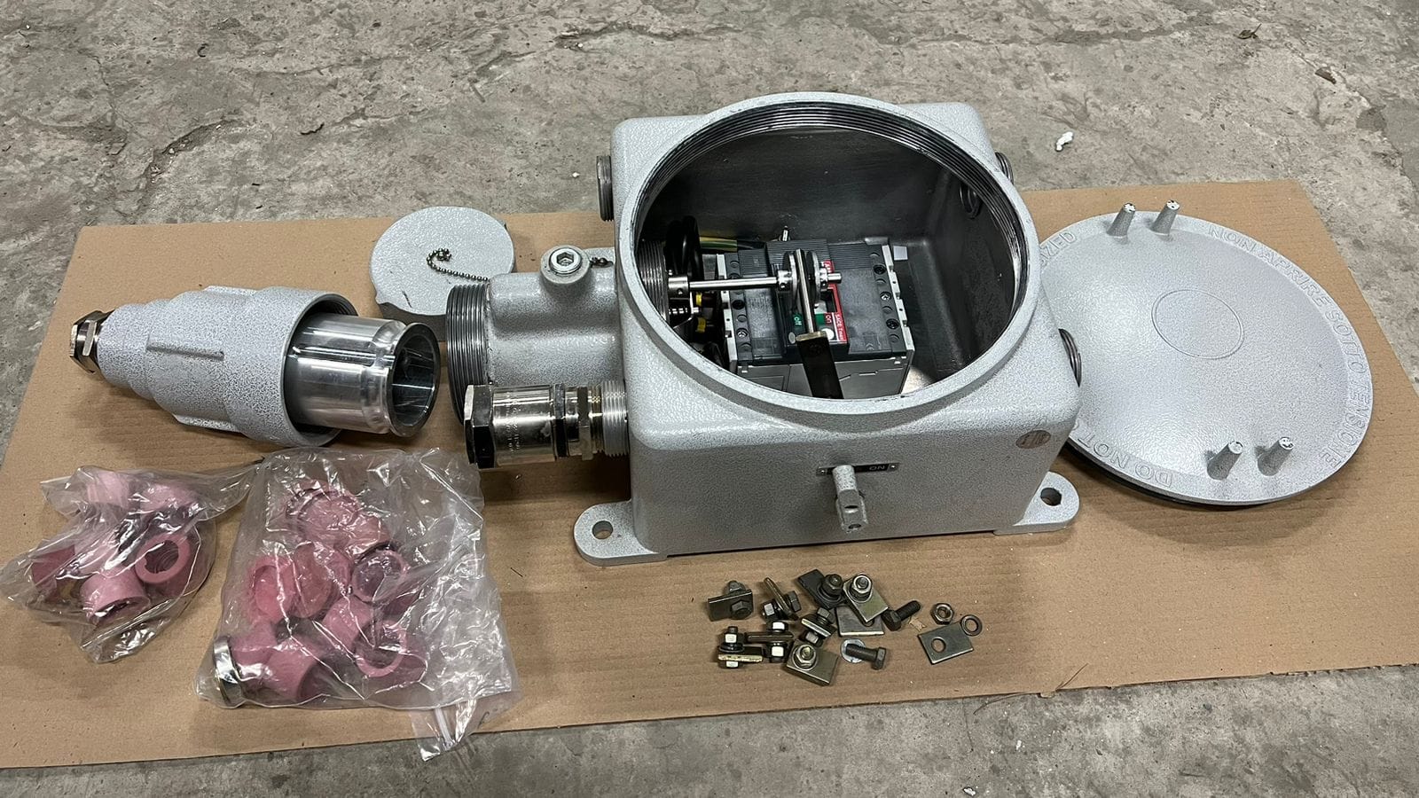 Разъем силовой взрывозащищенный EPC1-1P125B