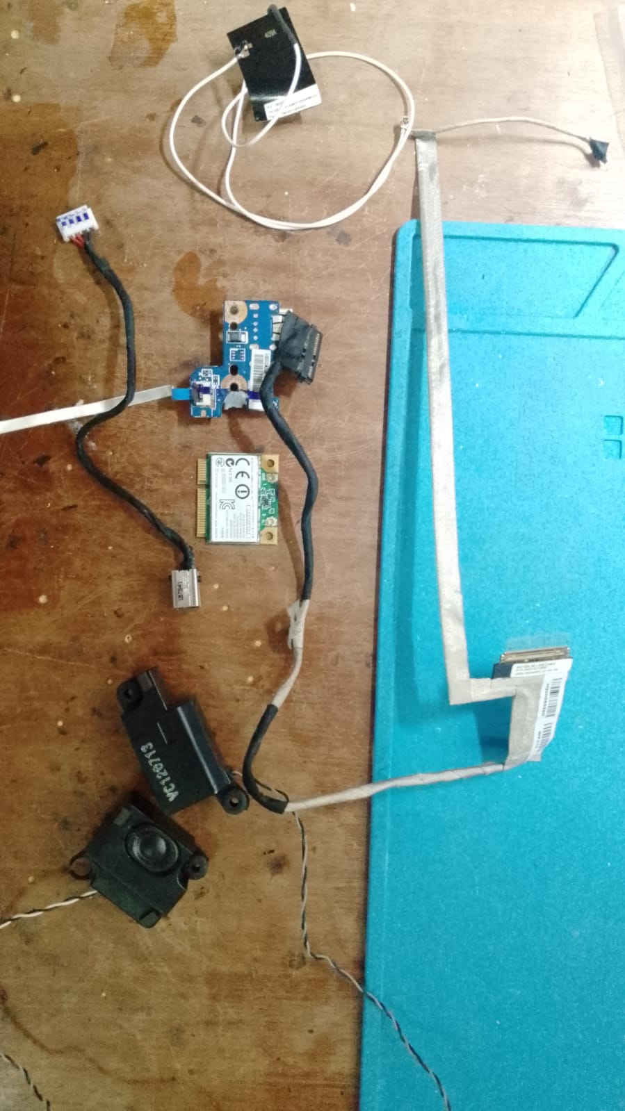 Запчасти для ноутбука Toshiba Satellite L850-DLK