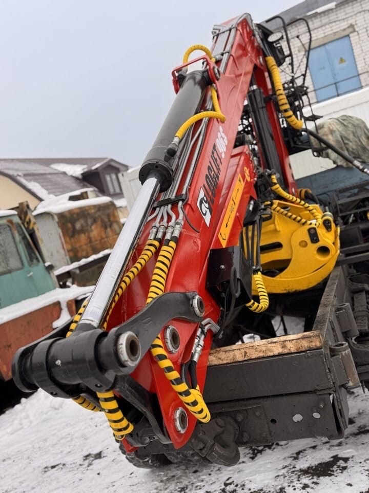Loglift 96s гидроманипулятор (погрузчик леса) — фото 6