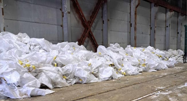 Прочая тара полимерная загрязнённая (биг-беги Б/У)