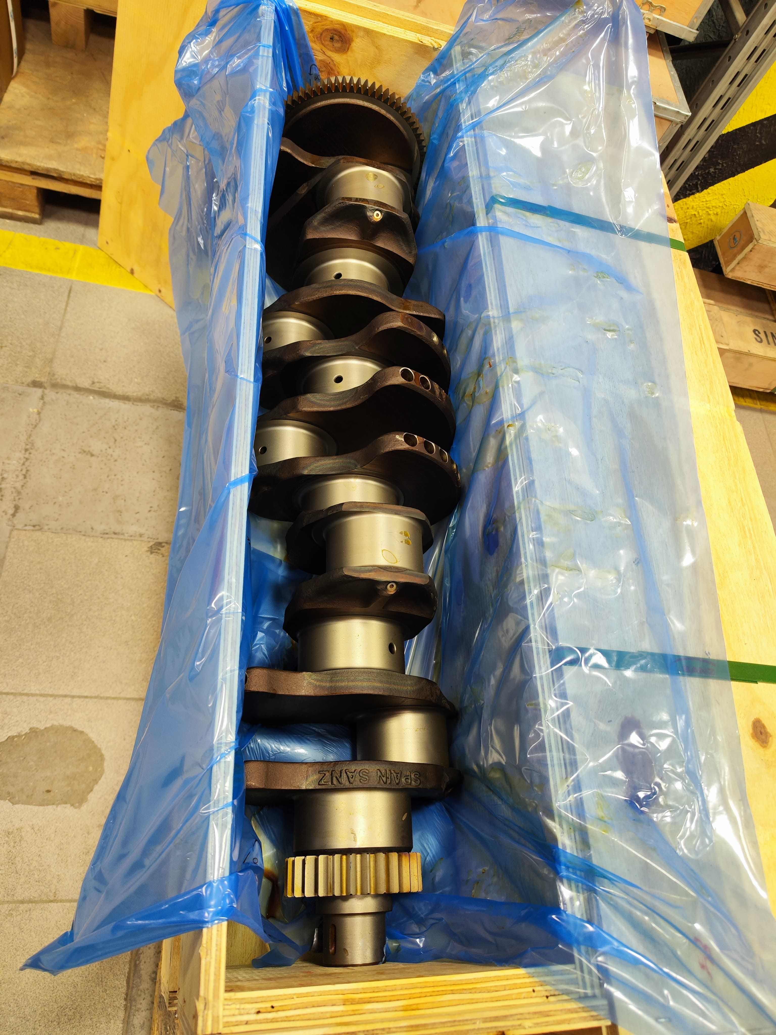 Коленчатый вал John deere 6090