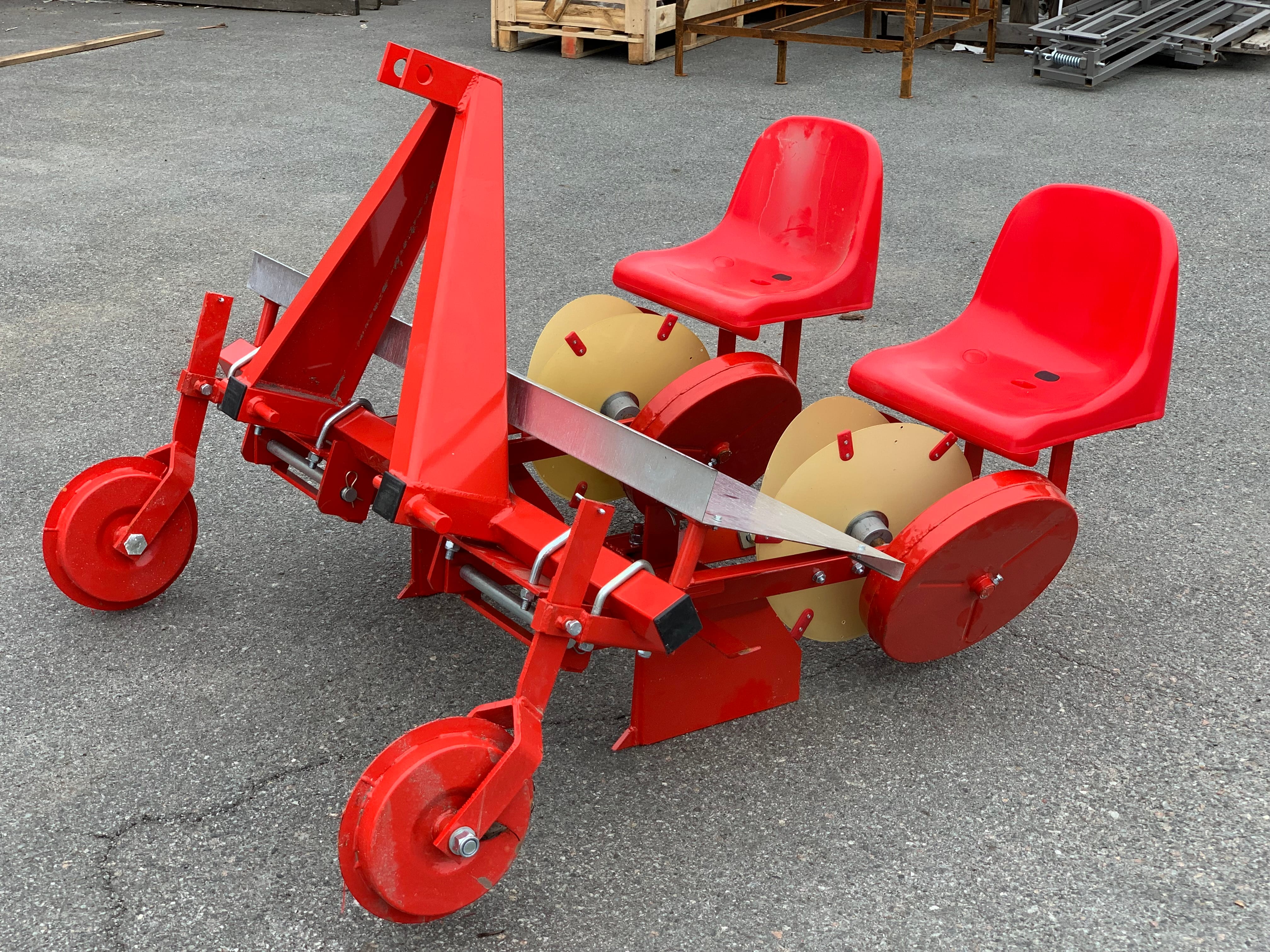 Рассадопосадочная машина D-POL (Д-Пол) 2-х рядная