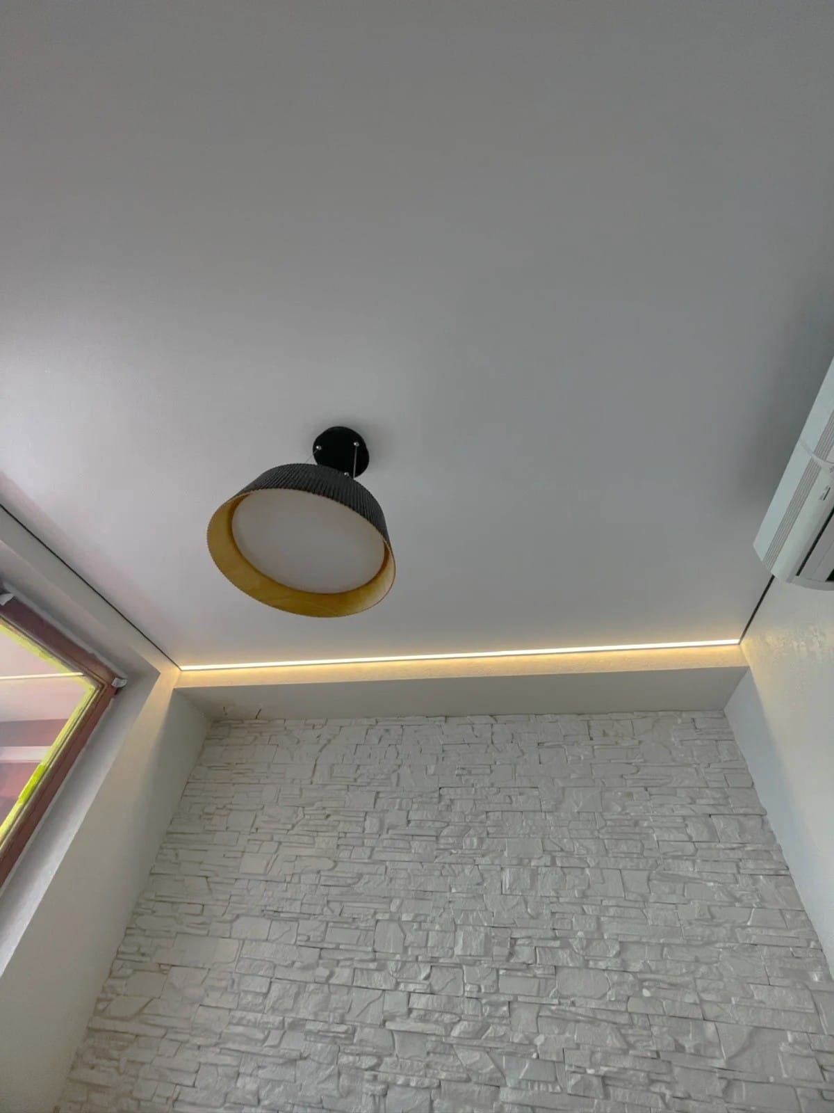 Натяжные потолки контурные световые линии LuxeDesign — фото 5