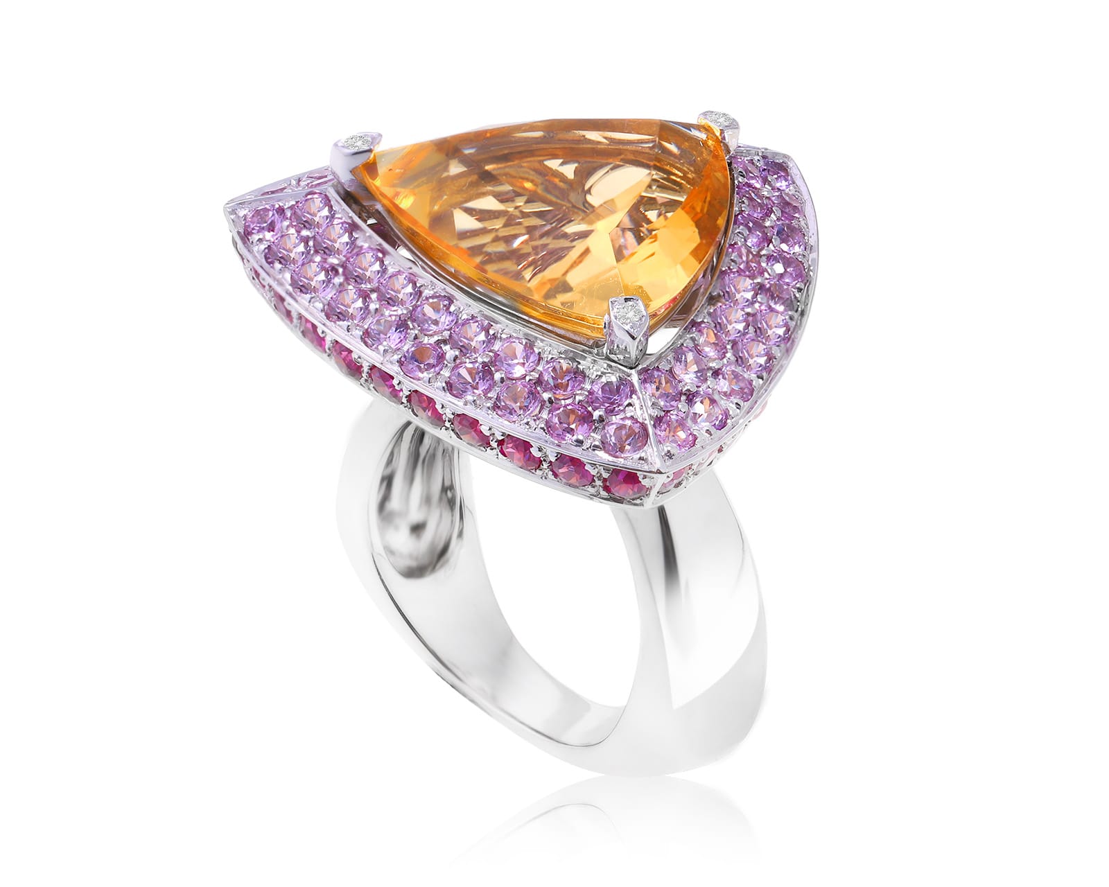 Кольцо с рубином