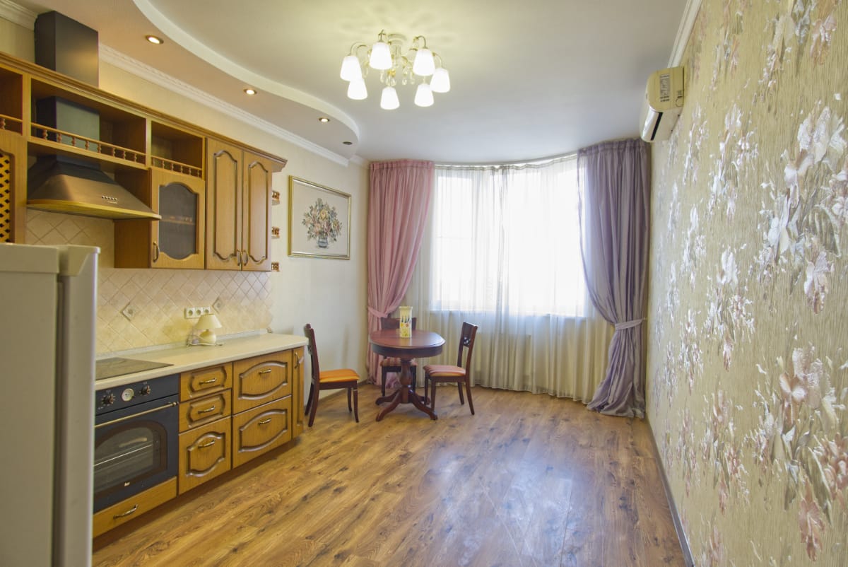 Большая 2-х комнатаная квартира-«бабочка» с тремя балконами