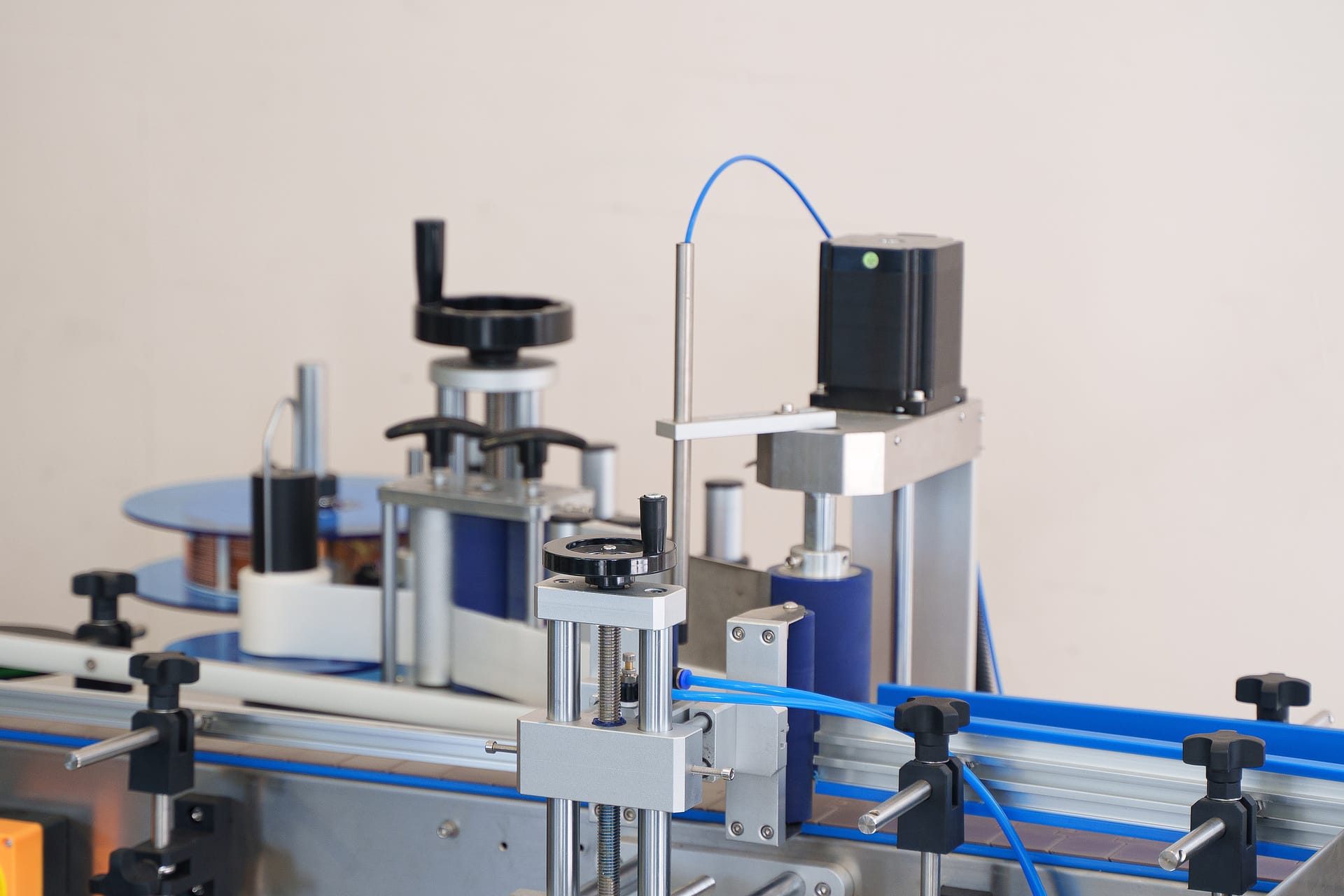 Комплект этикетировочного оборудования ЭМ05.05 — фото 5