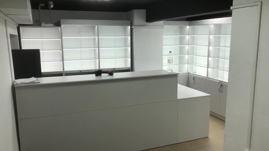 Витрина торговая