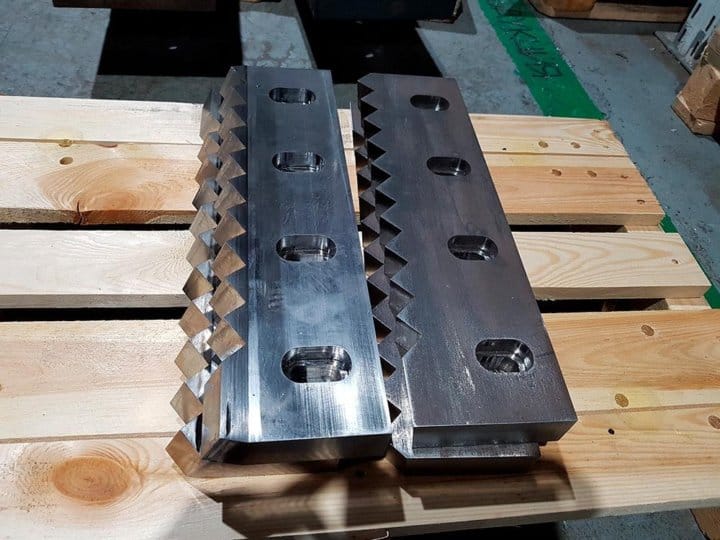 Изготовление ножей для дробилок. Ножи для ИПР-800, ИПРМ-500, ИПР-300М, ИПР-300, ИПР-450, ИПР-250, ИПР-150, ZERMA, PALLMANN. Ножи для шредера корончатые