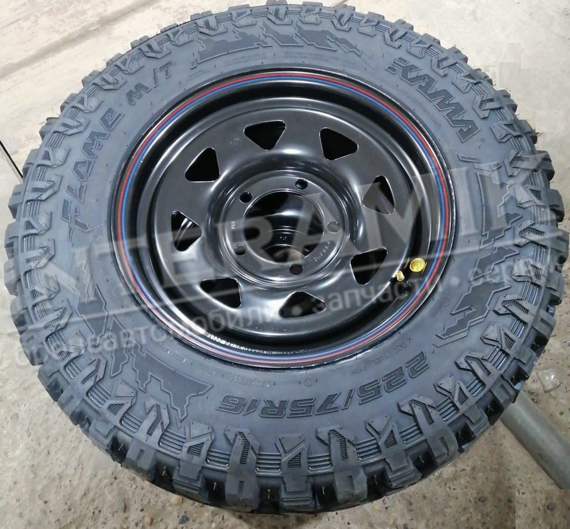 Новые колеса в сборе для бронированных УАЗ