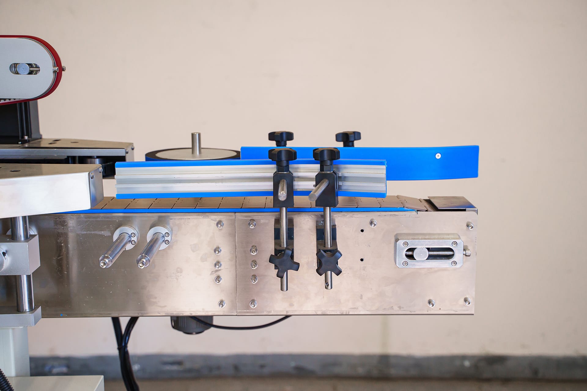 Комплект этикетировочного оборудования ЭМ08.01 — фото 5