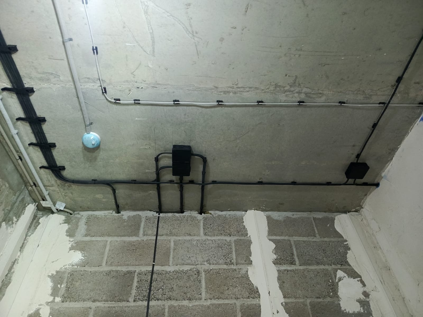 ЭЛЕКТРИКИ ПРОФЕССИОНАЛЫ. Объекты под ключ. — фото 6