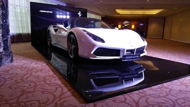 Аренда автомобильных подиумов — фото 5