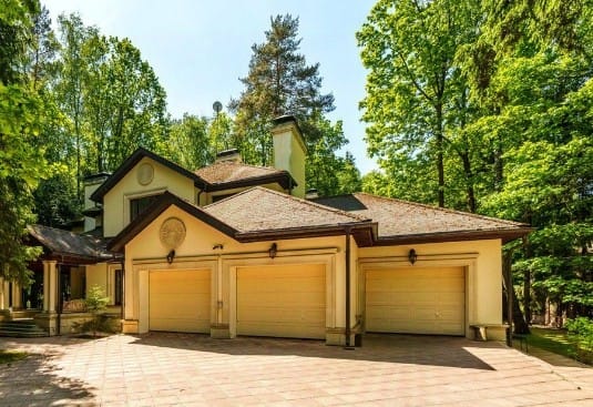 Продаю усадьбу в Подмосковье 1050 кв. м.  с участком 26 сот..  13 км.  От МКАД. — фото 2