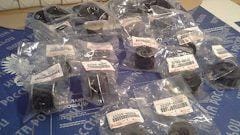 Подушки  кузова Toyota LC-80, с болтами, втулками, гайками