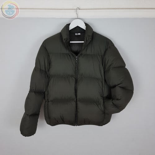 Аппаратная чистка короткой куртки из синтепона