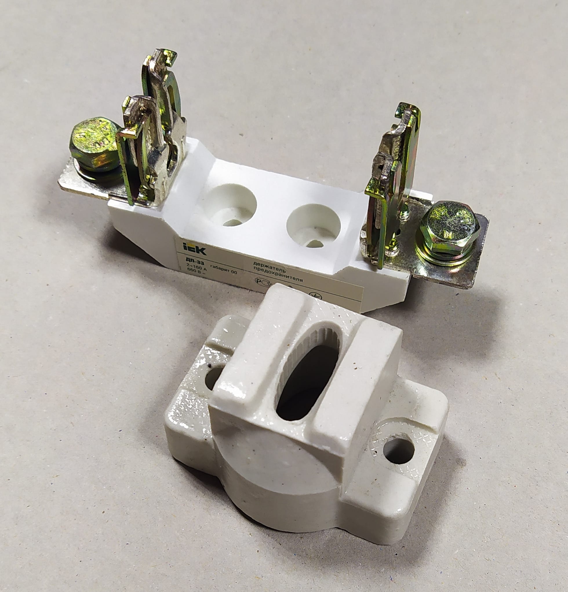 Выключатели-разъединители ВР, ВНК, Разрядник, вставки высоковольтные ПТ, изоляторы, контакт-основания, губки — фото 4