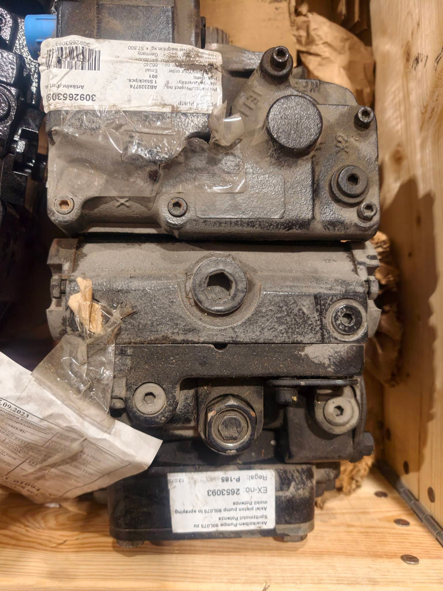 Горное оборудование и запасные части в Кировске